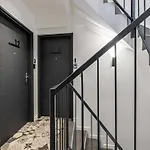Renovated Apartment - Rue Meynadier Cannes Center - 1Br 4P