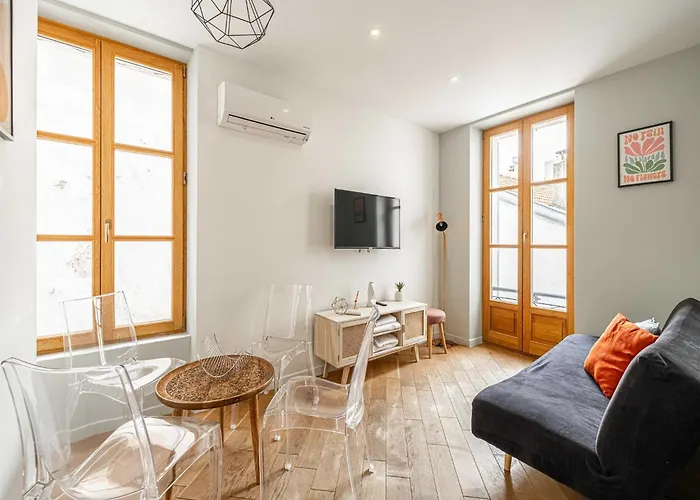 Renovated Apartment - Rue Meynadier Cannes Center - 1Br 4P